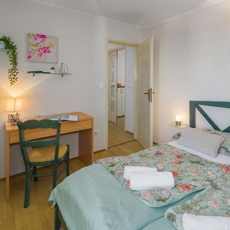 Kukci Apartment Bagian luar foto