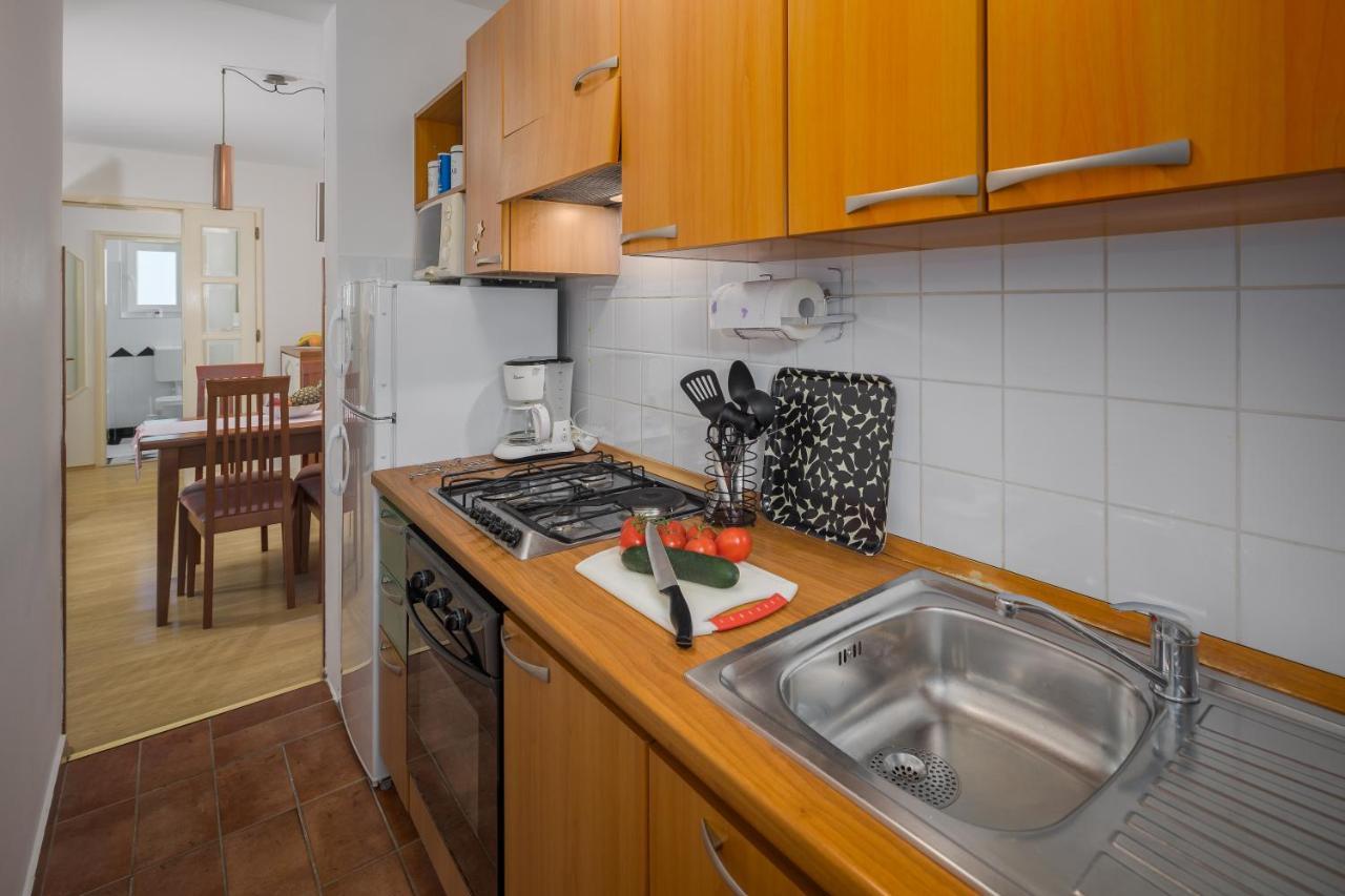 Kukci Apartment Bagian luar foto