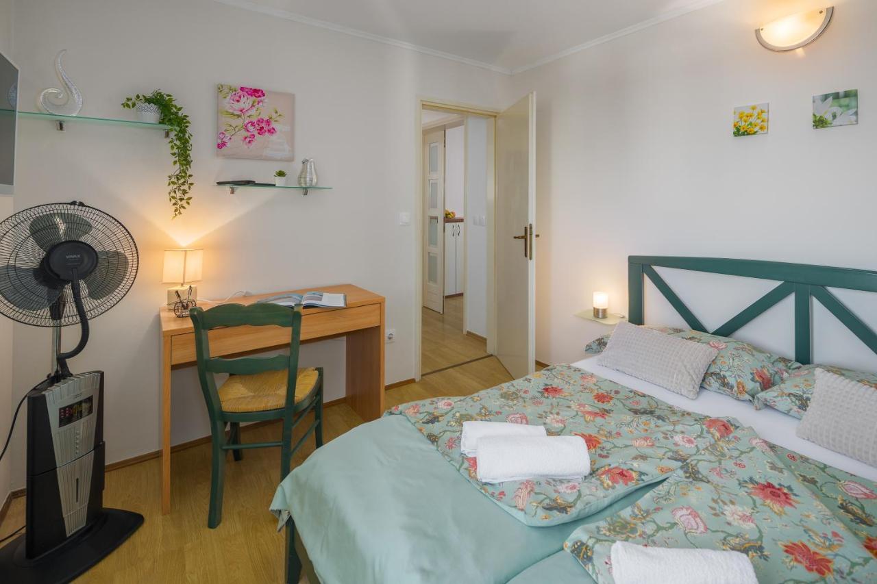 Kukci Apartment Bagian luar foto