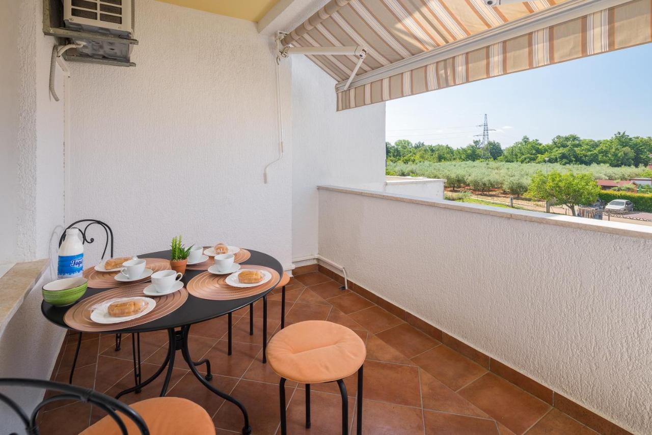 Kukci Apartment Bagian luar foto